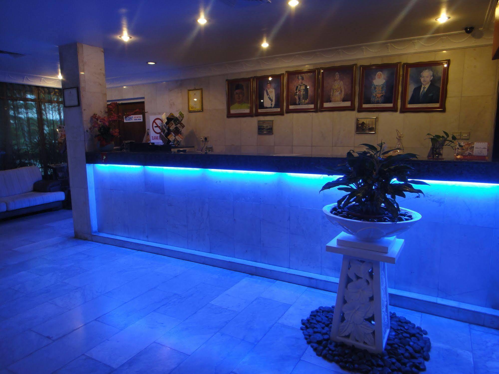 Regent Hotel Bintulu Exterior foto